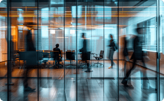 伴走から完全内製化まで、お客様に合わせた柔軟な内製化を実現するイメージ