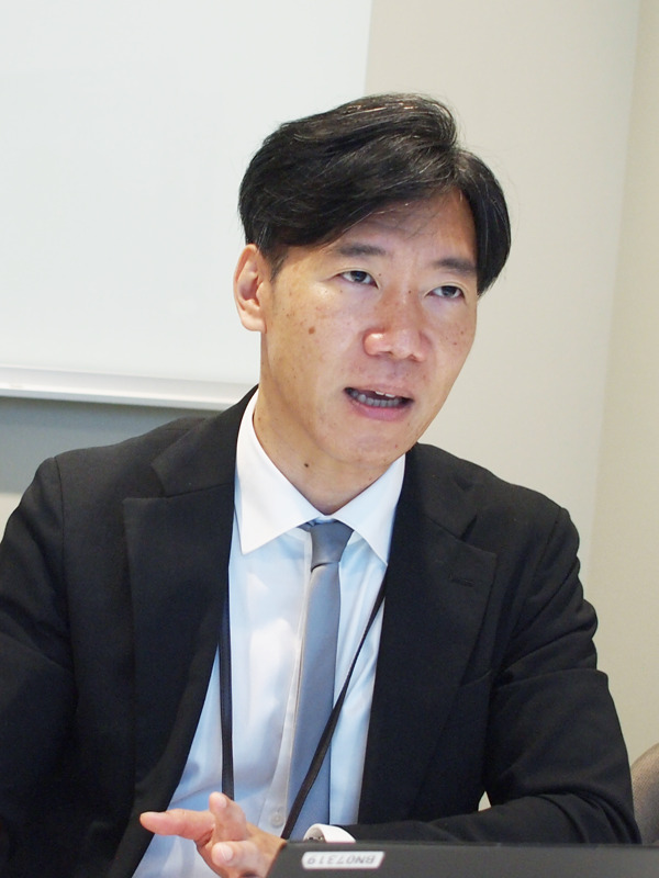 平野様